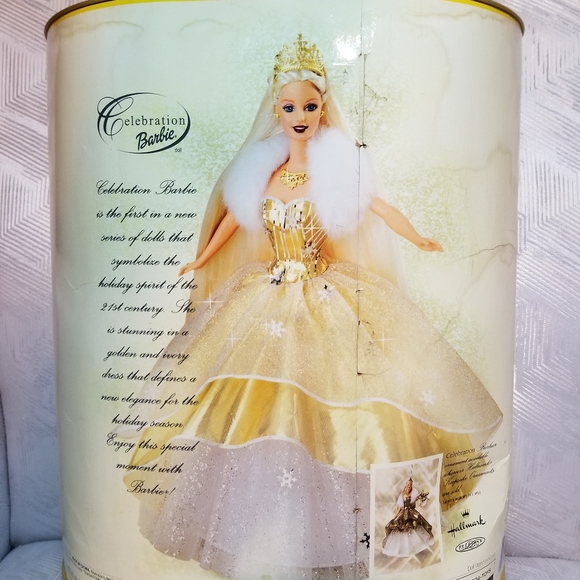 2000 Celebration Barbie - Picture 2 of 4